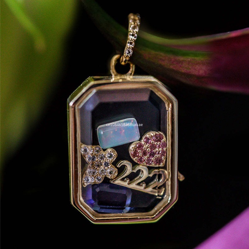 Women Accessories Box - Vintage Personality Picture Box Pendant with