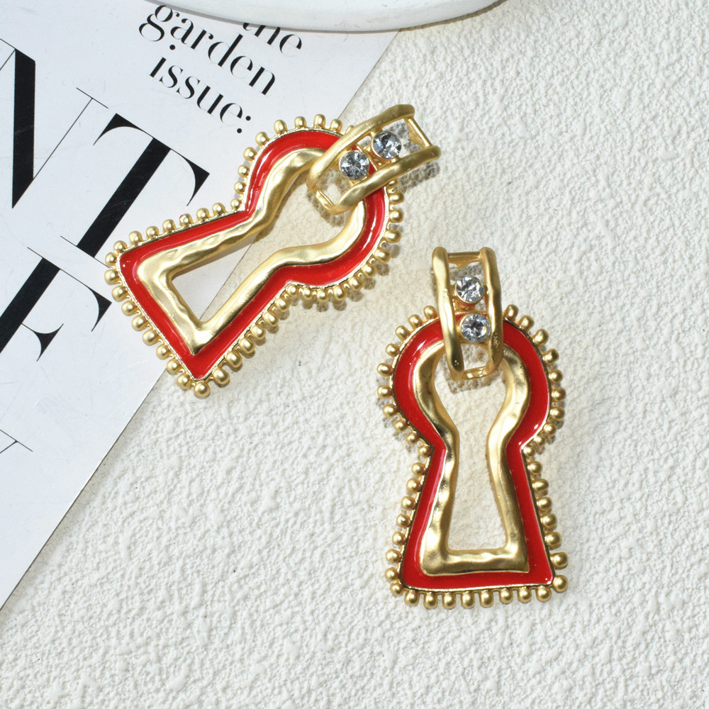 Fashion Exaggerated Metal Red  - Accessories Brand For Women 评论和价格