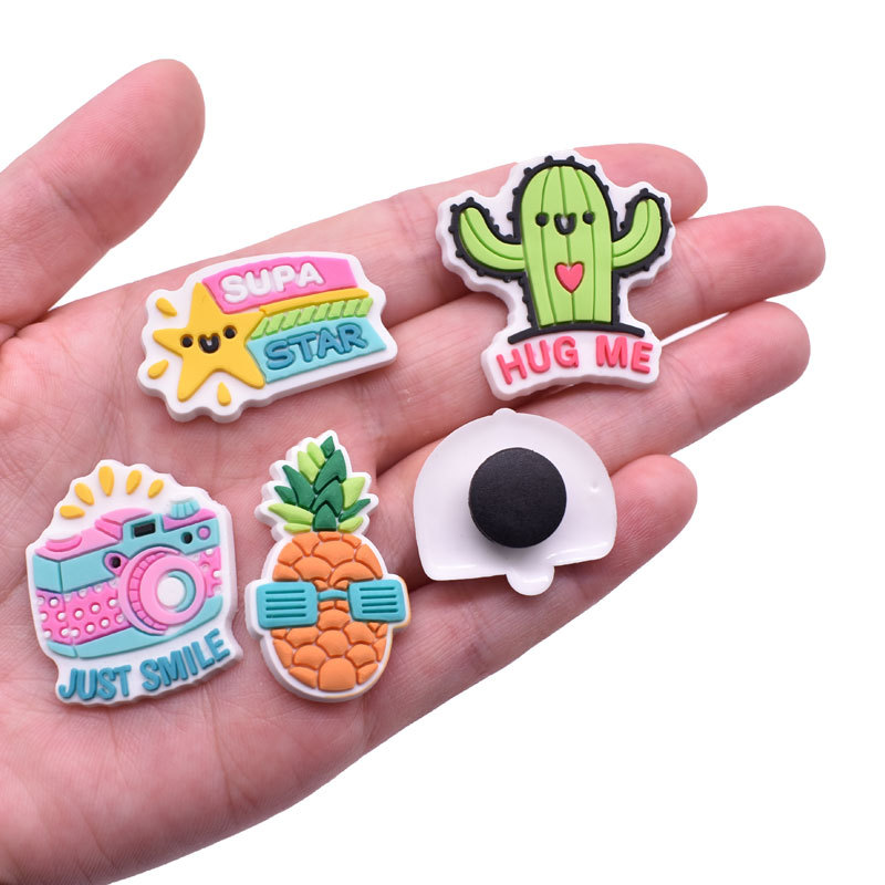 Hot Sales 1Pcs Cute Makeup Sho - Women'S Accessories For Crocs 评论和价格