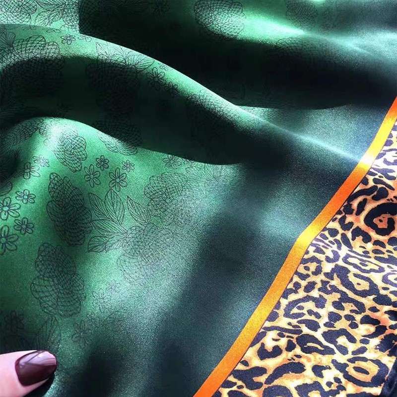 [BYSIFA] New Emerald Green Sil - Accessories Brand For Women 评论和价格