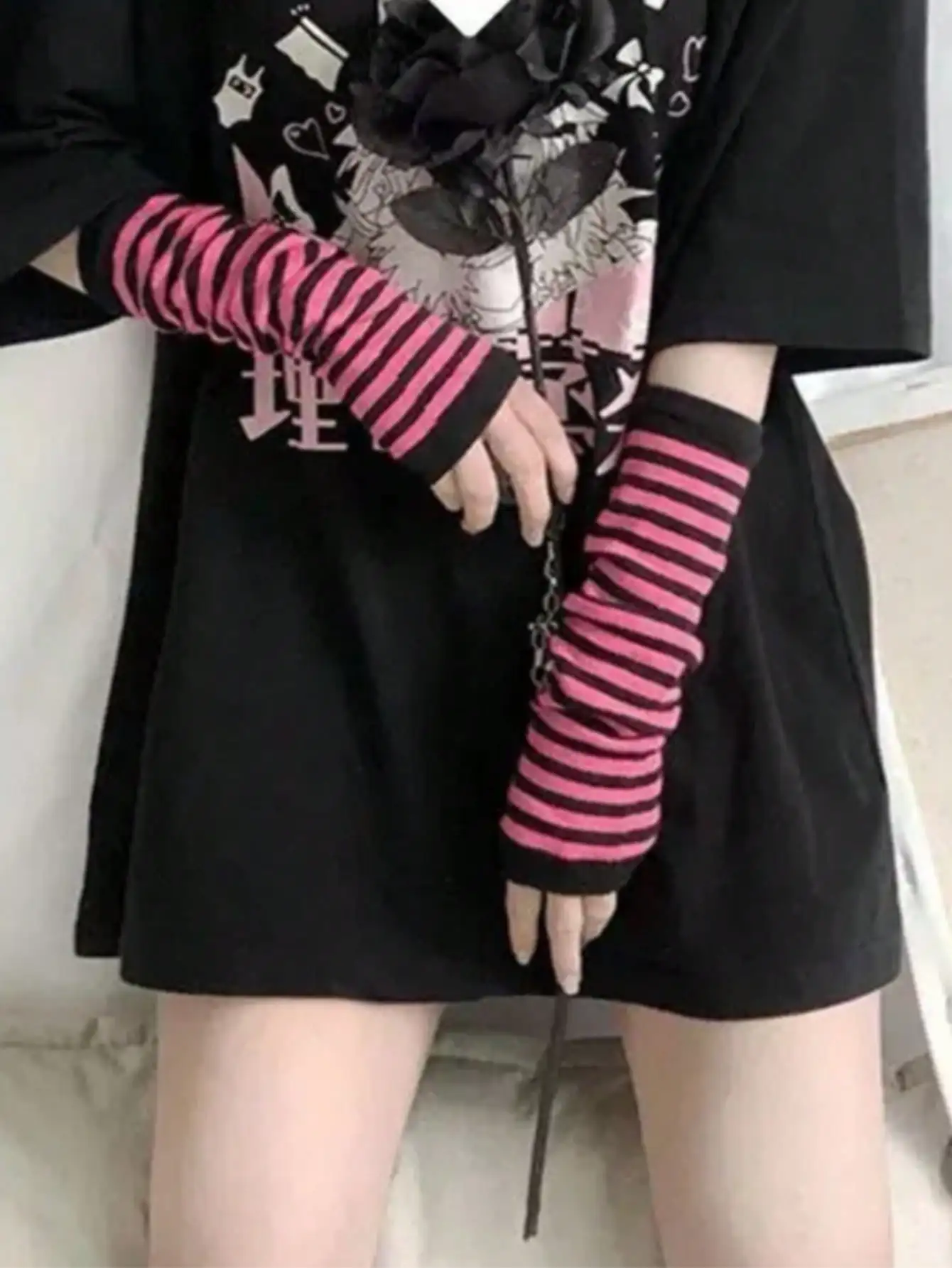 1 Pair Y2K Punk Striped Knitte - Women'S Y2K Accessories 评论和价格