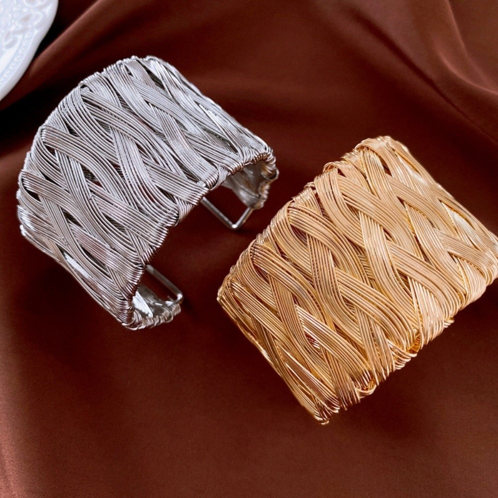 Hollow-out Alloy Wide Opening  - Women Accessories Drawing 评论和价格